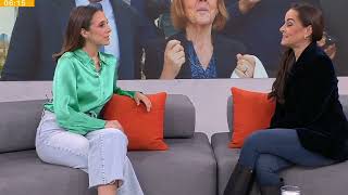 Vanessa Civiello Stylish Looks Black Hose & Jeans Skirt & Tight Top