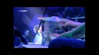 Watch Von Bondies Going Down video