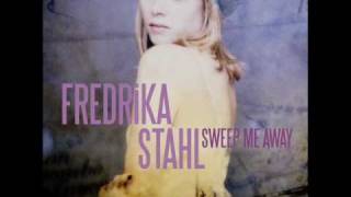 Watch Fredrika Stahl Twinkle Twinkle Little Star video