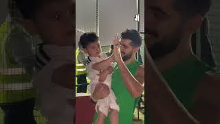 ezH5CwB_CRY Video Image