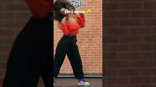 Çok Güzel Hareketler Bunlar Ebru Çok Güzel Dans