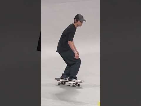 Yuto Nollie Back 180 SW Front Feeble 9x16