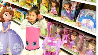 Dancing At Toys R Us Sofia The First Shopping And Dancing Toy Store Sofia Mp3 Sing Along Boombox