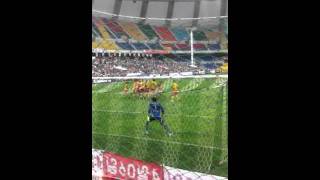 f7D_9-ie23w Video Image
