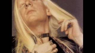 Watch Johnny Winter From A Buick Six video