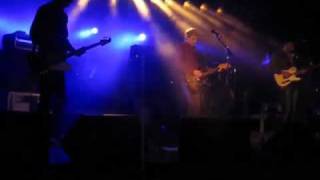 Watch Mud Flow Five Against Six video