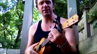 Watch Chris Trapper Summertime Is Here video