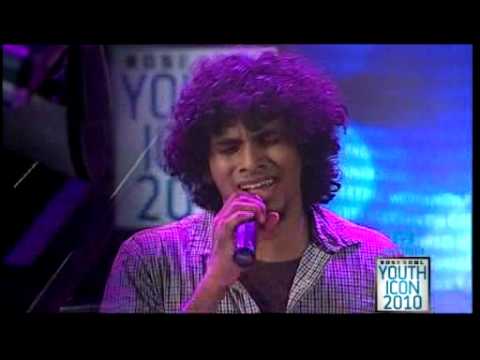 Suchith singing Kaise Mujhe tum mil gayi (Ghajini) Unplugged