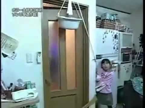 Watch 日本小孩 vs 殭屍(有中文字幕)
