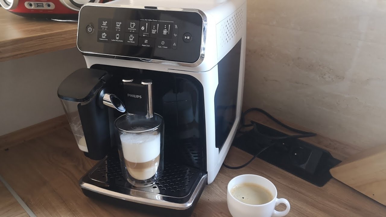 How to make coffee using Philips LatteGo auto machine - Latte Macchiato and black - prepare tips