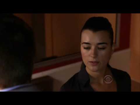 Mossad Liaison Officer Ziva David talks to very Special Agent Anthony 