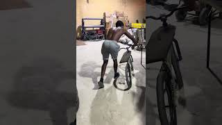 Casi Me Degrano Con Esa Bici
