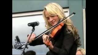 Watch Willis Clan A Traveling Song video