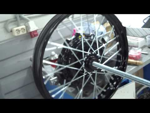 Как заменить спицы на мотоцикле