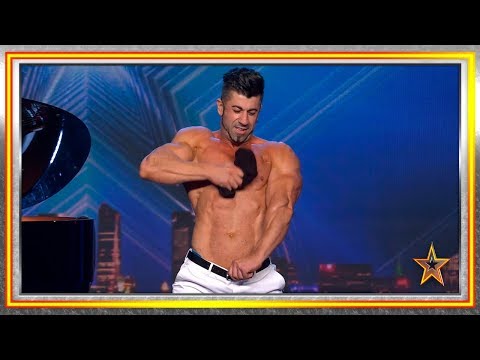 Venía a tocar el piano… ¡pero acabó DESNUDÁNDOSE para Paz! | Audiciones 6 | Got Talent España 2019