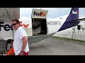 FedEx Feeder Cessna 208 Caravan Cockpit / Cabin / Walkaround