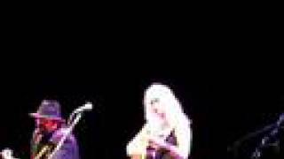 Watch Emmylou Harris Shores Of White Sand video