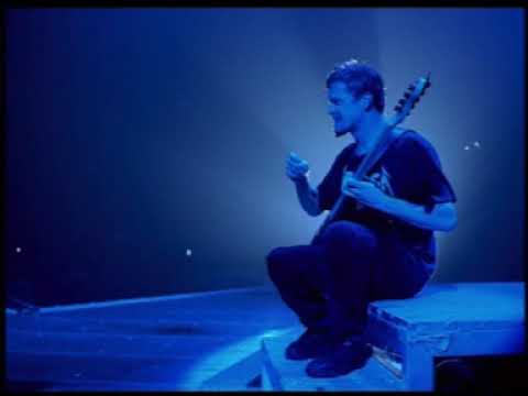 Metallica's Jason Newsted and Kirk Hammett Bass/Guitar solo