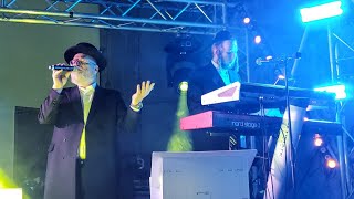 Michoel Schnitzler, with Band~MBD Melody|מיכאל שניצלער, יהושע קאלער