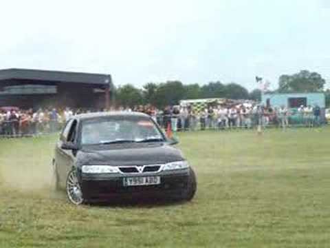 Speeding Vectra 2007 turbo V6 Top Speed 265 kph 165 mph 