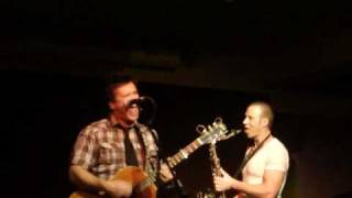 Watch Pat McGee Band Minute video