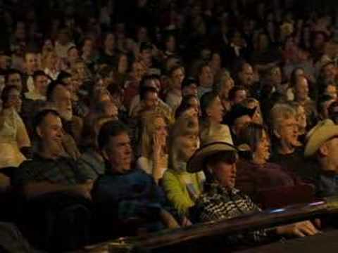 Rodney carrington - Mam got her boobs out / chicken song