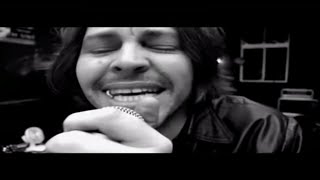 Watch Powderfinger Baby Ive Got You On My Mind video