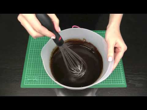 Birthday Cake Shot Recipe on Make Chocolate Ganache Frosting Easy Recipe And Instructions   A
