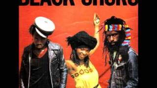 Watch Black Uhuru Sponji Reggae video