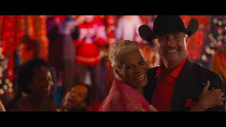 Watch Dionne Warwick Jingle Bells feat John Rich The Oak Ridge Boys  Ricky Skaggs video