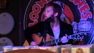 Watch Kevin Devine Letting A Good One Go video