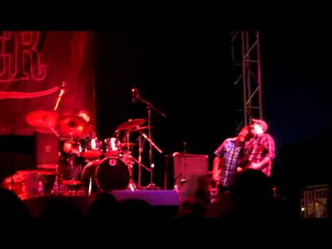 Uncle Kracker - You Got That Thang & Bad, Bad Leroy Brown (Jim Croce cover) - Stanislaus County Fair