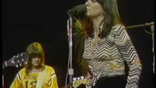 Watch Linda Ronstadt Silver Threads And Golden Needles video