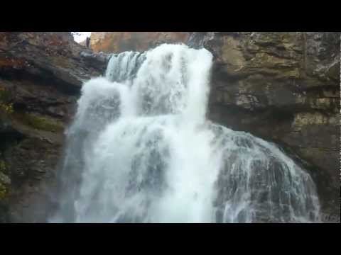 Parte alta de la Cascada del Estrecho Video Parte alta de la Cascada del Estrecho Video