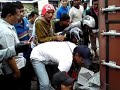 image Orang Mati Ketiban Container Kepalanya Putus