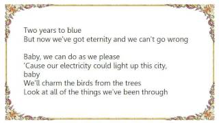 Watch Lisa Stansfield Two Years Too Blue video