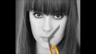 Watch Alizee Une Fille Difficile video
