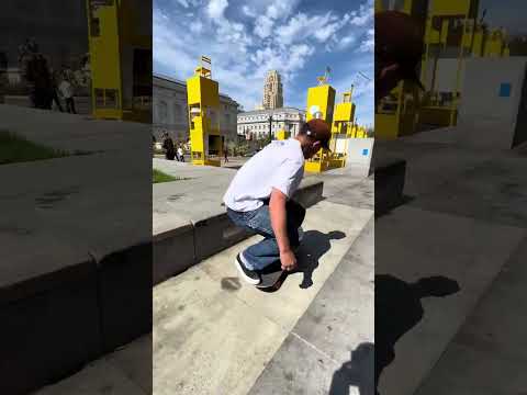 Jesse teaches tech at the Library #pizzaskateboards #skateboarding
