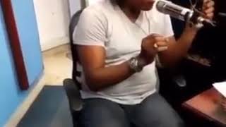 Huzuni Kubwa Kwa Watoto Wa Kibonde Mama Yao Alifariki Mwaka Jana Majonzi Hayajaisha Baba Mwaka Huu