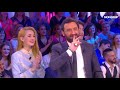 L’équipe de "Violetta" affronte les chroniqueurs dans une battle de danse