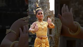 Khmer Women Dancing Apsara Dance.