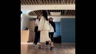 ITZY Ryujin+Yeji “Reflection” dance practice