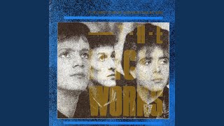 Watch Icicle Works Everybody Loves To Play The Fool video