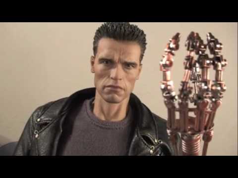 Terminator 2 Judgment Day Hot Toys T-800 Movie Masterpiece 1/6 Scale Collectible Figure Review