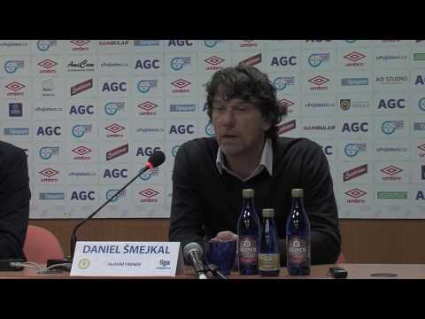 Tiskov konference domcho trenra po utkn s Hradcem Krlov (5.11.2016)