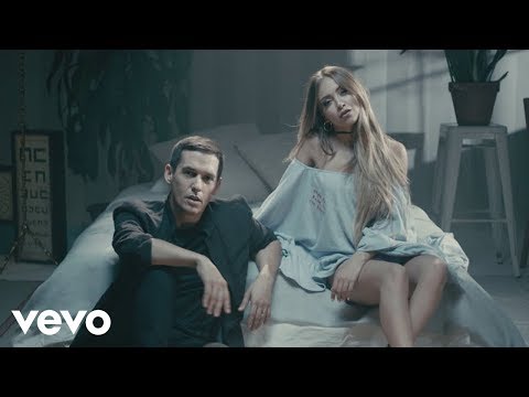 Maldita Nerea con Ana Mena - A Quien Quiera Escuchar