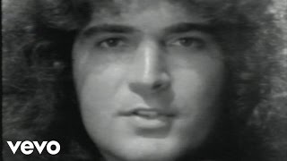 Watch Gino Vannelli Living Inside Myself video