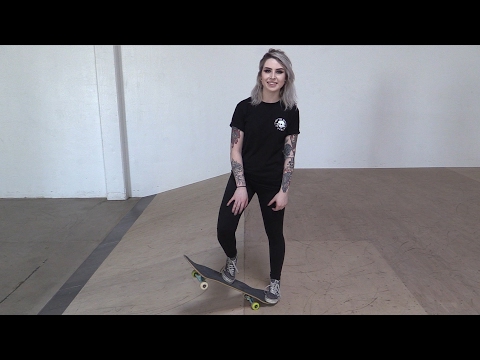RIDING BASICS | GIRL LEARNS HER FIRST SKATEBOARD TRICKS EP 9