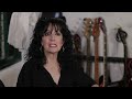 LOOKING FOR JOHNNY The legend of Johnny Thunders
