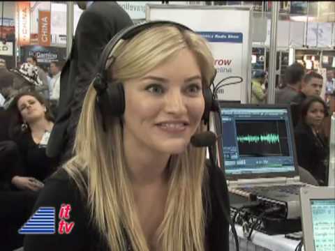 Dave Graveline interviews iJustine's Justine Ezarik